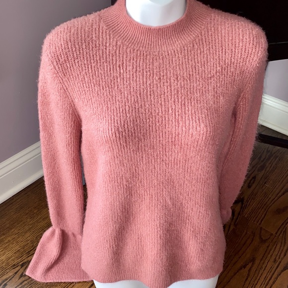 Like New Free Generation Los Angeles Mock Bell-Cuff Very Soft Sweater, M - Picture 4 of 7